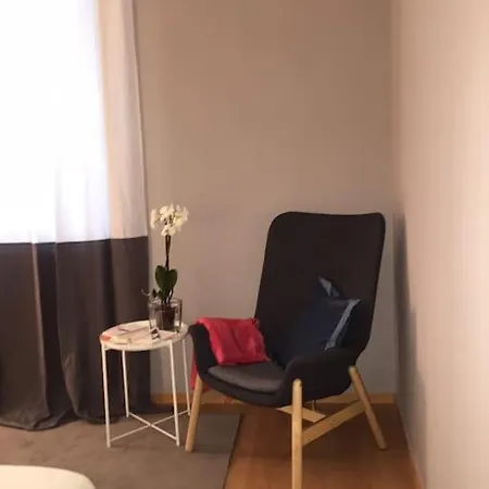 Repubblica90 Eleganza E Confort アパート パルマ